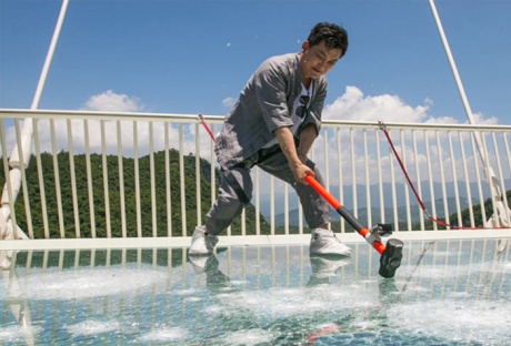 张家界大峡谷玻璃桥