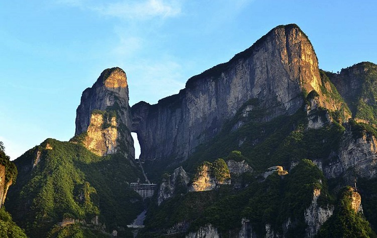 传奇《天门山》